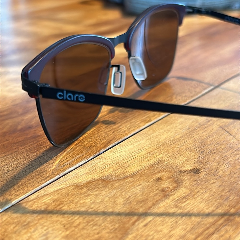 Clare sunglasses (non-prescription)